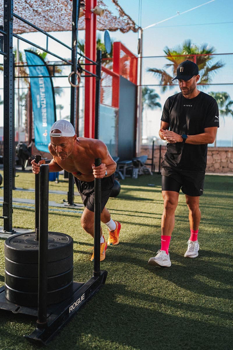 HYROX & WODs auf Mallorca - Top Box & Premium Hotel am Traumstrand - Fitnessurlaub Mallorca