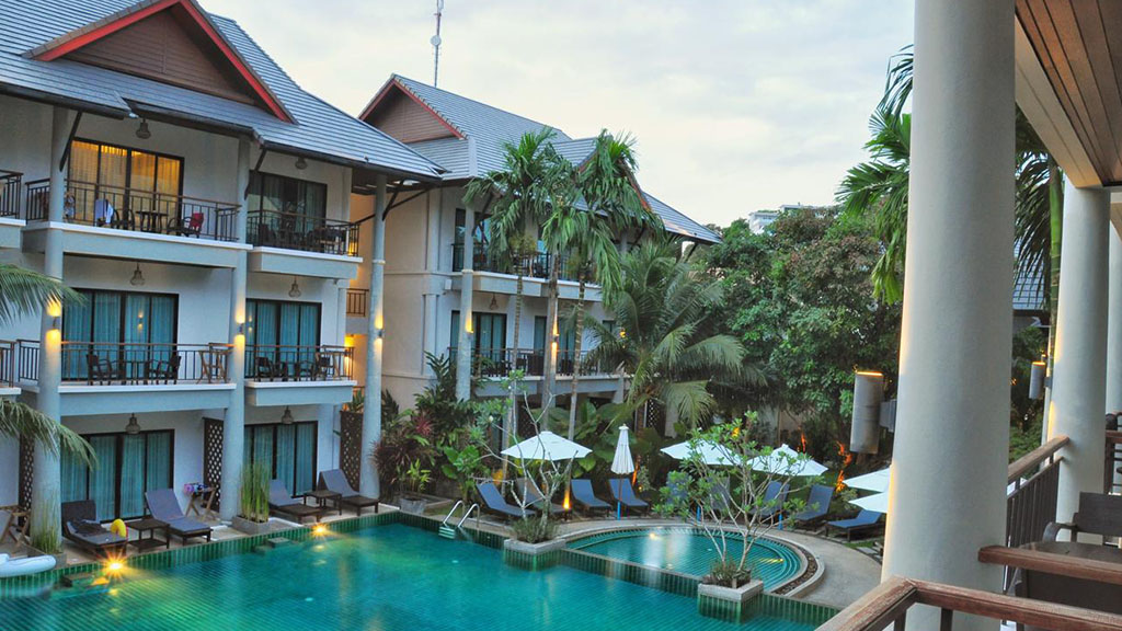 Navatara Phuket Resort Balkonblick- Fitnessreisen für Reiseathleten