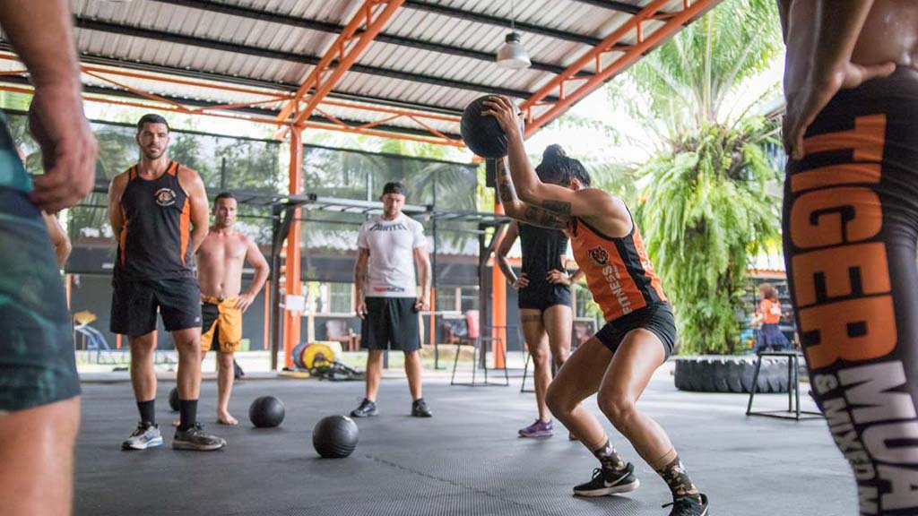 Tiger Muay Thai CrossFit Chalong Phuket Training - WOD Fitness Urlaub - Fitnessreisen mit Reiseathleten