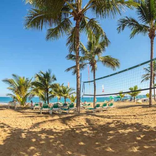 Beachvolleyball in Cabarete - Fitnessurlaub für Reiseathleten in der Dominikanischen Republik