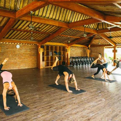 Yoga - Komune Resort & Beach Club auf Bali - Fitnessurlaub auf Bali für Reiseathleten