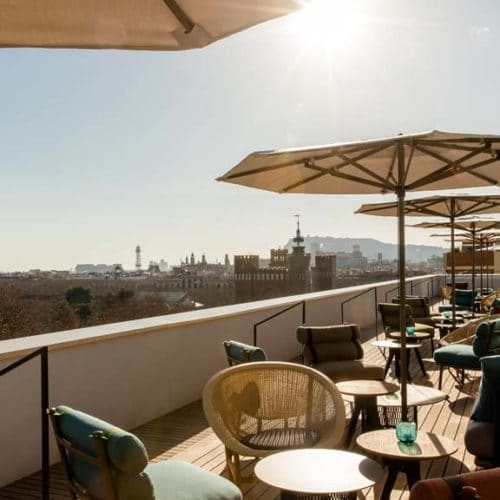 Hotel Motel One Barcelona-Ciutadella - Dachterrasse - Fitnessurlaub Barcelona - Fitnessurlaub für Reiseathleten