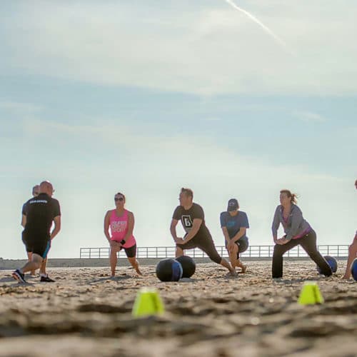 Strandworkout - Beachworkout - Barcelona Bootcamp - Fitnessurlaub Barcelona - Fitnessreisen für Reiseathleten