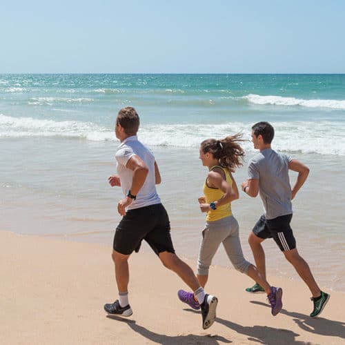 Pine Cliffs Retreat Personal Training am Strand - Fitnessreisen für Reiseathleten