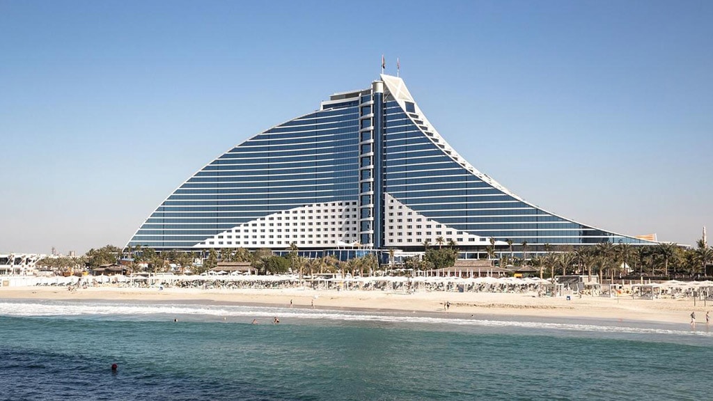 Jumeirah Beach Hotel - Luxus Bootcamp Dubai - Fitnessreisen für Reiseathleten