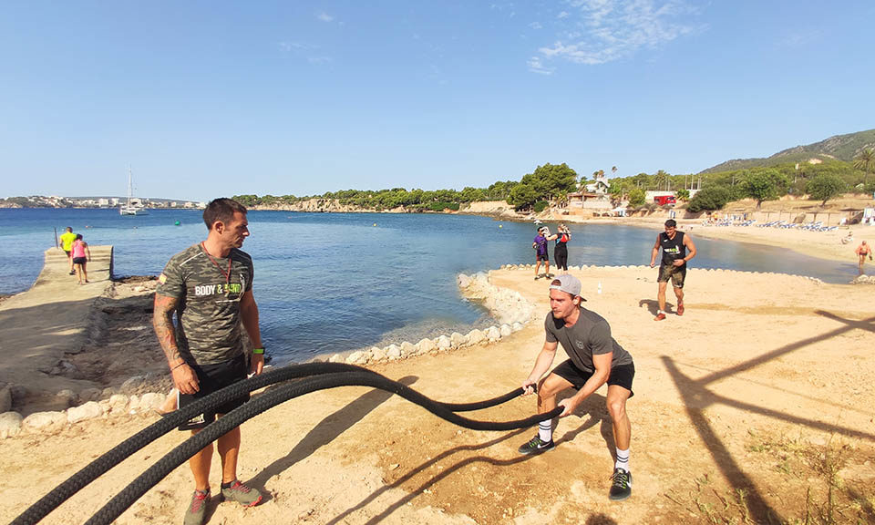 Beach Workout - Outdoor Bootcamp in Punta Negra - Fitnessurlaub auf Mallorca, Spanien - Fitnessreisen für Reiseathleten