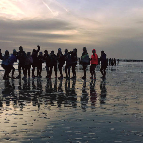 Strandwanderung - Fitnessurlaub Holland - Fitnessreisen mit mimind und Reiseathleten - Fitnessreisen für Reiseathleten