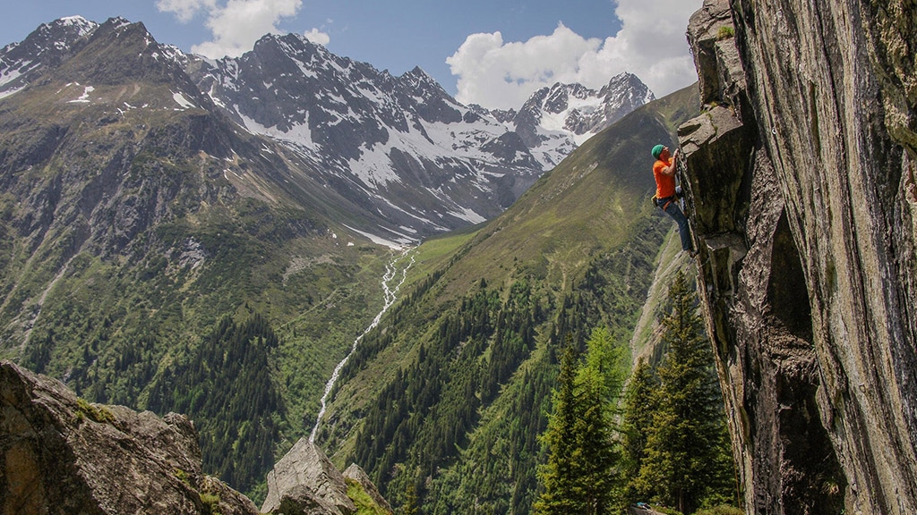 Fitnessurlaub in Österreich - Klettern in den Bergen Hotel 4 Jahreszeiten Pitztal - Fitnessreisen für Reiseathleten