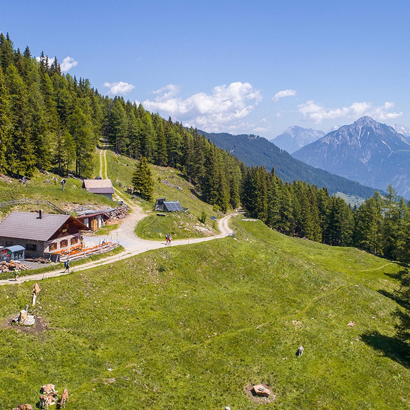 Fitnessurlaub in Österreich - Umgebung Alpen Hotel 4 Jahreszeiten Pitztal - Fitnessreisen für Reiseathleten