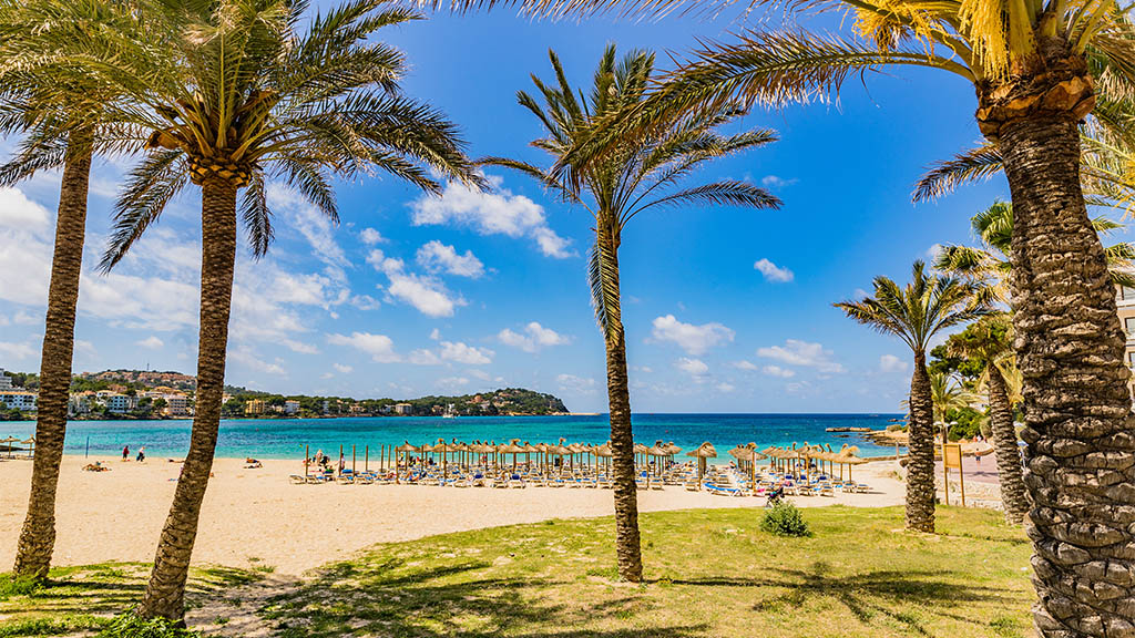 Strand von Santa Ponsa, Mallorca - Fitnessurlaub auf Mallorca - Fitnessurlaub für Reiseathleten