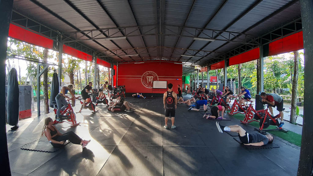 Workout - Fitnesskurs - Titan Fitness Camp Phuket Thailand - Fitnessurlaub Phuket - Fitnessreisen in Thailand für Reiseathleten