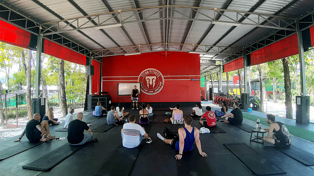 Vortrag - Ernährung & Bodybuilding - Titan Fitness Camp Phuket Thailand - Fitnessurlaub Phuket - Fitnessreisen in Thailand für Reiseathleten