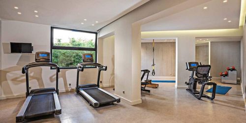 Fitnessbereich im Hotel - Nefeli Hotel Rethymno - Fitnessurlaub Griechenland - Fitnessurlaub Kreta - Fitnessreise für Reiseathleten -1