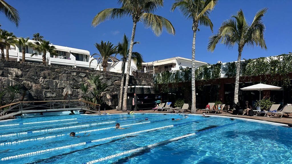 Fitnessurlaub Lanzarote - Centro Deportivo Fariones - HYROX - Coaching - Fitness Holiday Lanzarote - Fitnessurlaub für Reiseathleten - 3