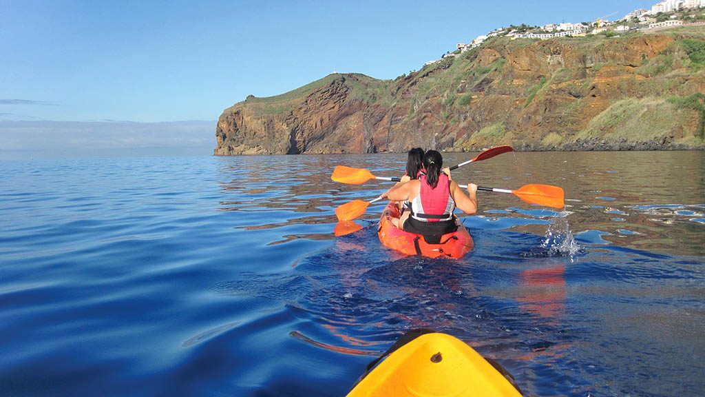 Fitness Vacation-Sentido-Galoresort-Fitness-Relax-Active-Vacation-in-Madeira-Fitness-Holiday-Sentido-Madeira-Kayak-Canoe-Cliffs-Nature-Resort-Nature-Fitness-Travel-Travelling Athletes-Madeira