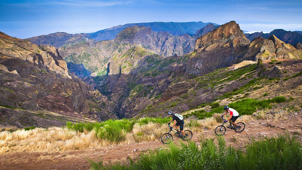 Fitness-Holiday-Sentido-Galoresort-Fitness-Relax-Active-Holiday-in-Madeira-Fitness-Holiday-Sentido-Madeira-Mountainbiking-Group-Excursion-Mountains-Nature-Fitness-Travel-Travelling Athletes-Madeira