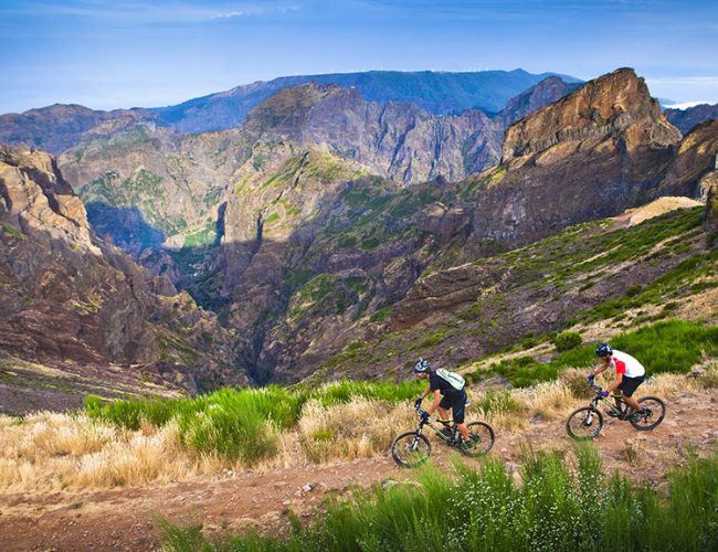 Fitnessurlaub-Sentido-Galoresort-Fitness-Relax-Aktiv-Urlaub-in-Madeira-Fitness-Holiday-Sentido-Madeira-Mountainbiking-Gruppenausflug-Berge-Natur-Fitnessreise-Reiseathleten-Madeira