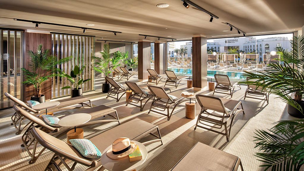 Fitnessurlaub-auf-Teneriffa-AnnaMakesButter Retreat-SPA-und-Wellness-Lounge-Princess-Inspire-Tenerife-Fitnessurlaub-fuer-Reiseathleten