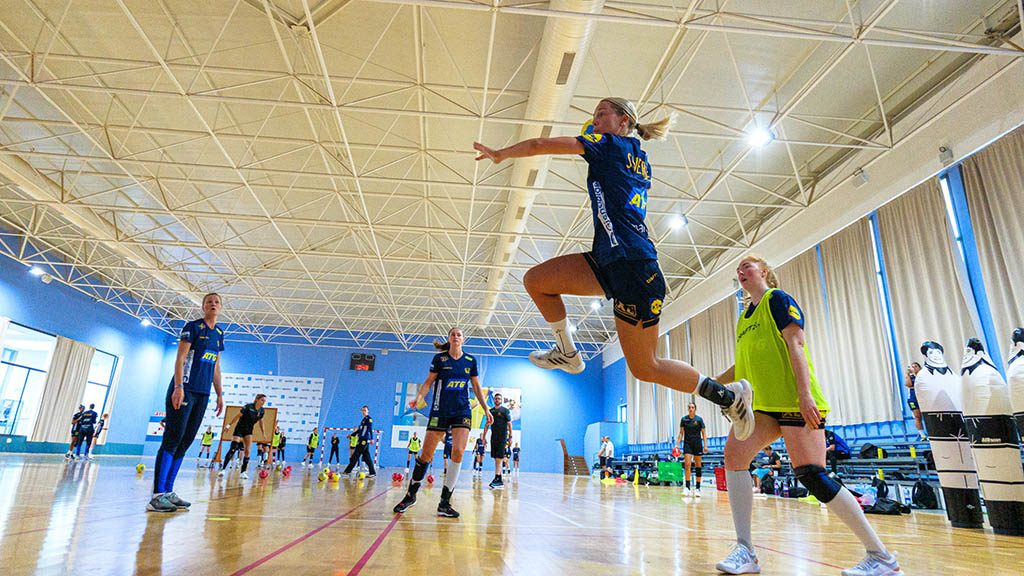 Playitas-Fitnessreise-der-Allrounder-auf-Fuerteventura-Indoor-Handball-Fitnessurlaub-Fuerteventura-Reiseathleten.jpg