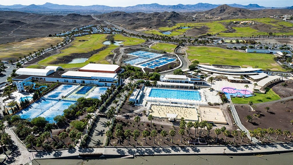 Playitas-Fitnessreise-der-Allrounder-auf-Fuerteventura-Resort_Drone_General_View-Fitnessurlaub-Fuerteventura-Reiseathleten-copy.jpg