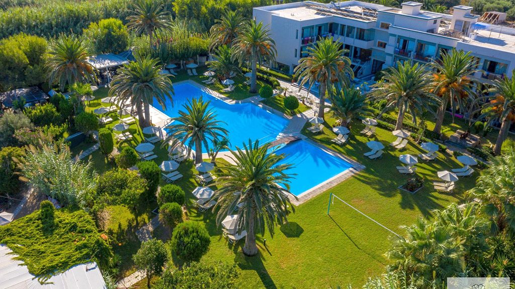 Pool-Hotel-Grounds-May-Hotel-Rethymno-Crete Fitness Vacation Crete - Fitness Vacation Travelling Athletes