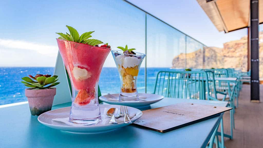 Fitnessurlaub-Sentido-Galoresort-Fitness-Relax-Aktiv-Urlaub-in-Madeira-Fitness-Holiday-Sentido-CAPOEIRA-Bar-Healthy-Food-Fitnessreise-Reiseathleten-Madeira