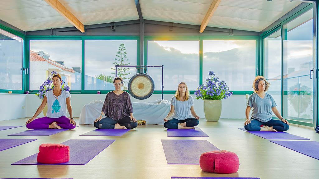 Fitness-Holiday-Sentido-Galoresort-Fitness-Relax-Active-Holiday-in-Madeira-Fitness-Holiday-Sentido-DESERTAS-ROOM-Yoga-2-Fitness-Travel-Travelling Athletes-Madeira