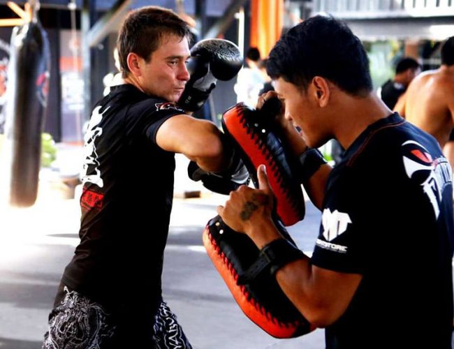 Tiger Muay Thai - CrossFit Chalong - Beachworkout - vacaciones fitness para Reiseathleten (38)