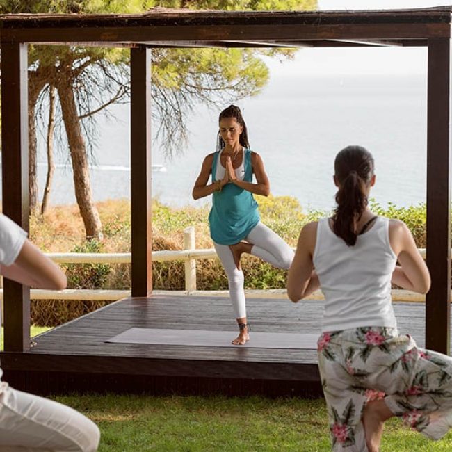 Yoga - Pine Cliffs - Fitnessurlaub Algarve - Portugal - Fitnessreisen für Reiseathleten